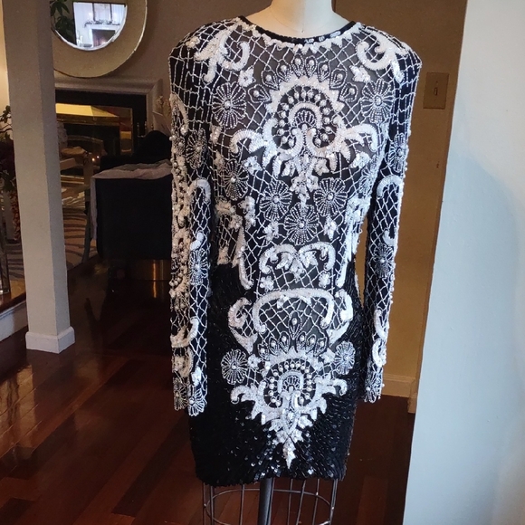 Vintage Black And White Beaded Dress. - Picture 4 of 12